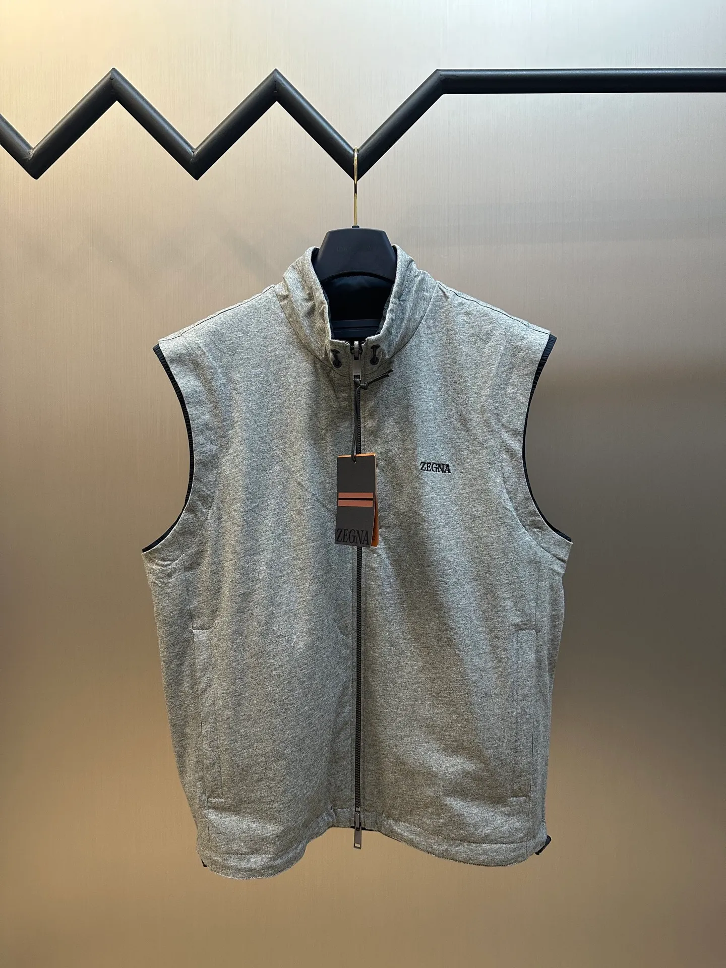 ZEGNA Brezza 100% ， ，Wear-Resistant ， ， 。 ， 。 ， 。 。 14 ， ， ， 。 ， 。 LOGO 、 、 ， ， ， ， ， ±0.1mm size：46.48.50.52